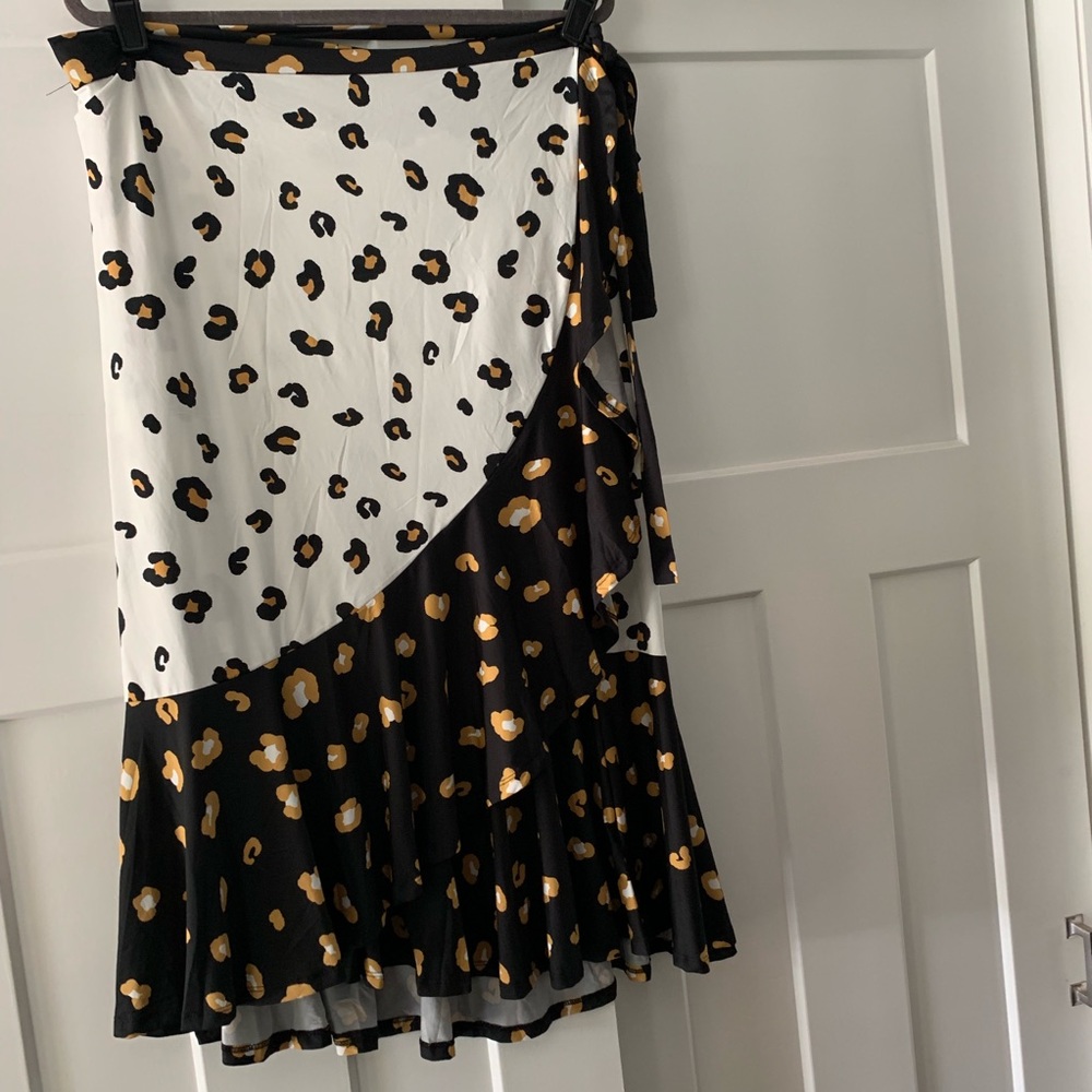 NWT Lularoe Bella Wrap Skirt 2xl Animal Print